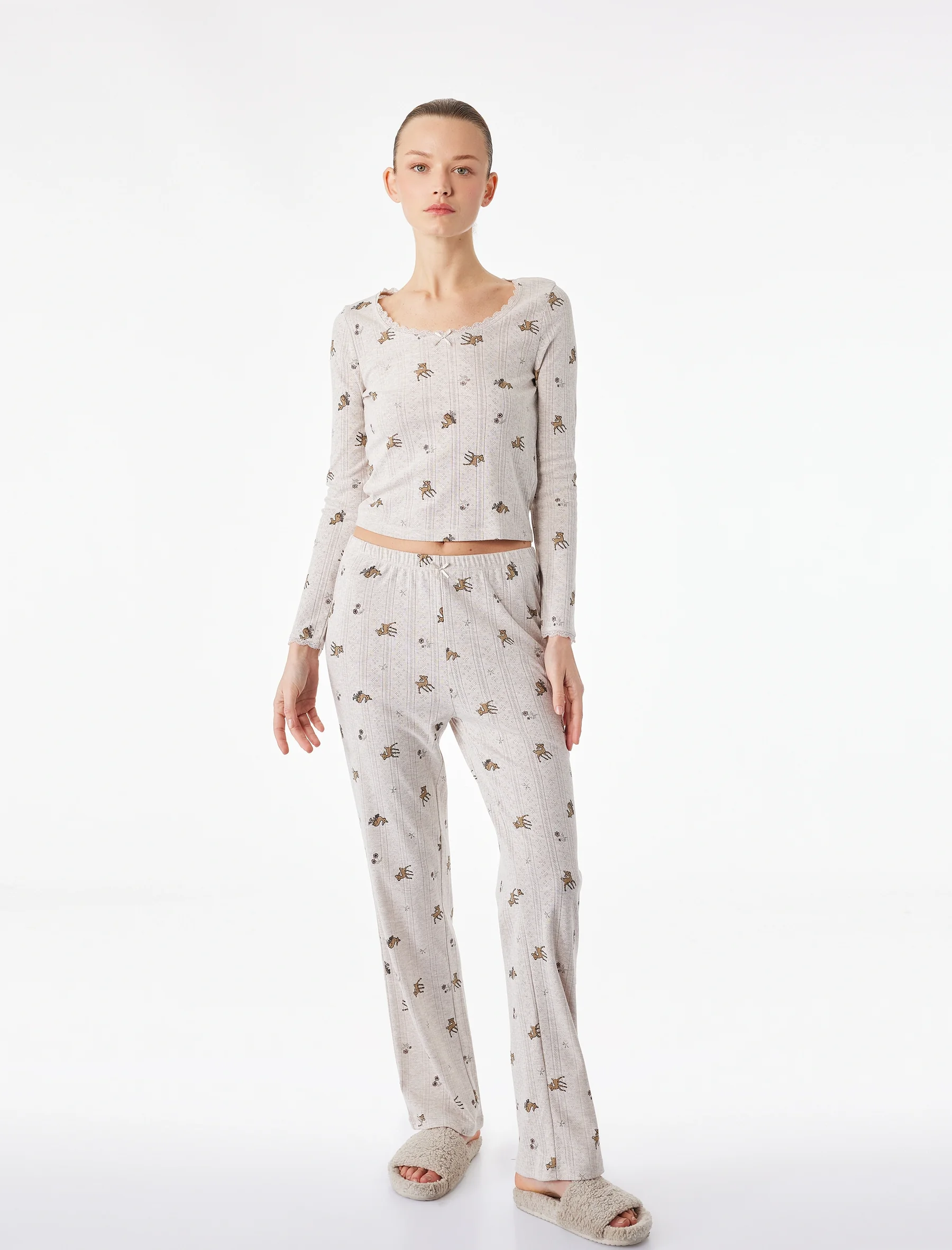 PIZHAME E POSHTME PËR FEMRA